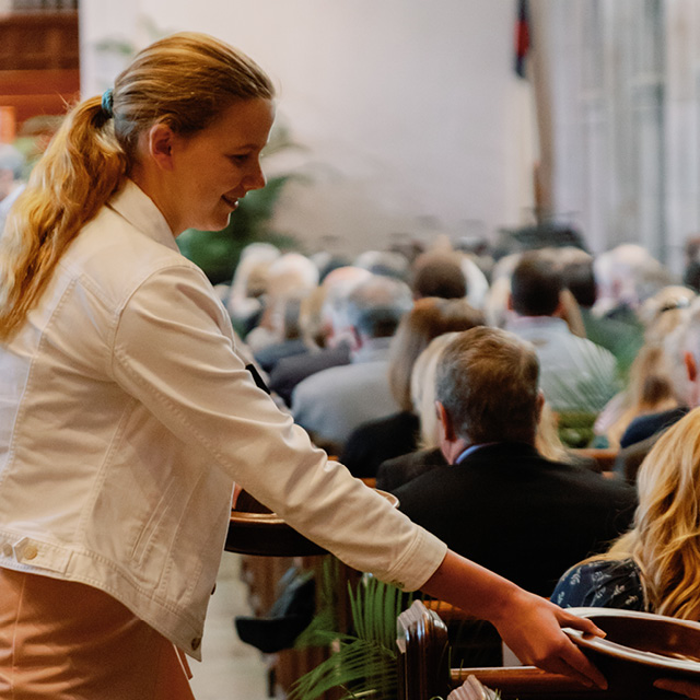 Serve in Worship
Opportunites for all ages to serve in Sunday morning worship: acolytes, preparing the elements, element bearers, liturgists, & ushers.
